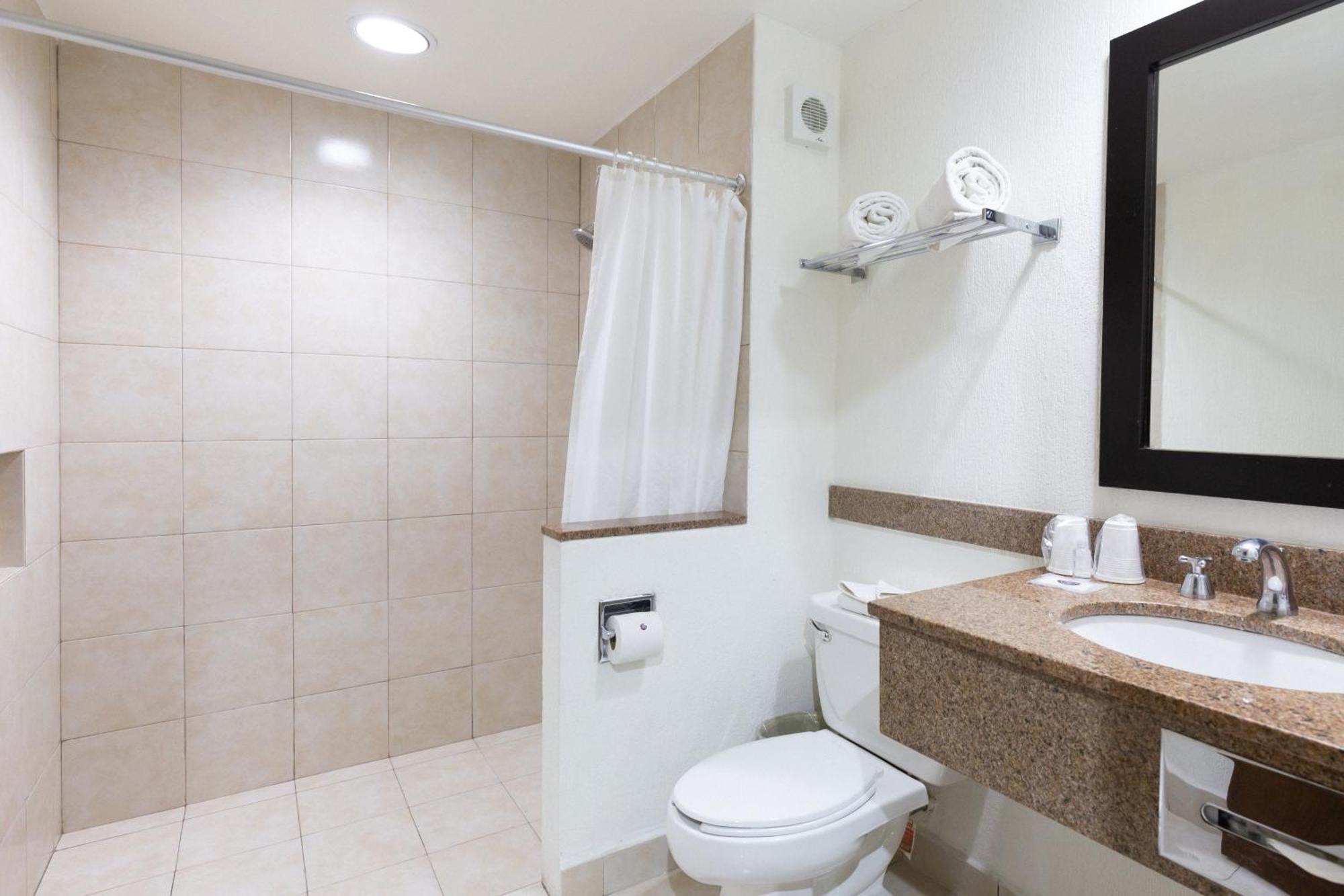 Hotel Hs Hotsson Smart Value Tampico Exterior foto